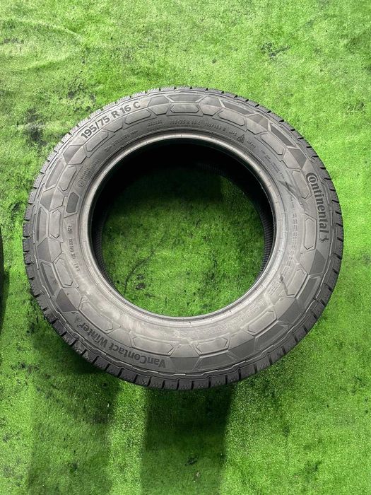 Anvelope iarnă 195/75/16C Continental