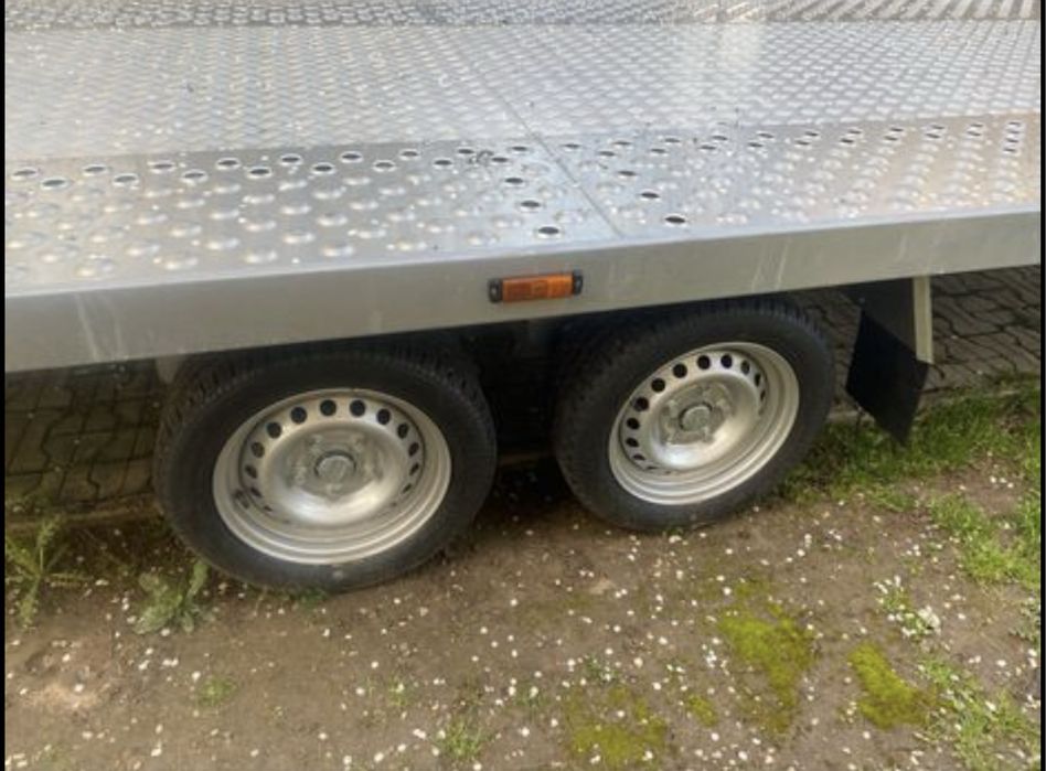 Inchriez platforma,betoniera,placa vibranta,popi,generator trifazat