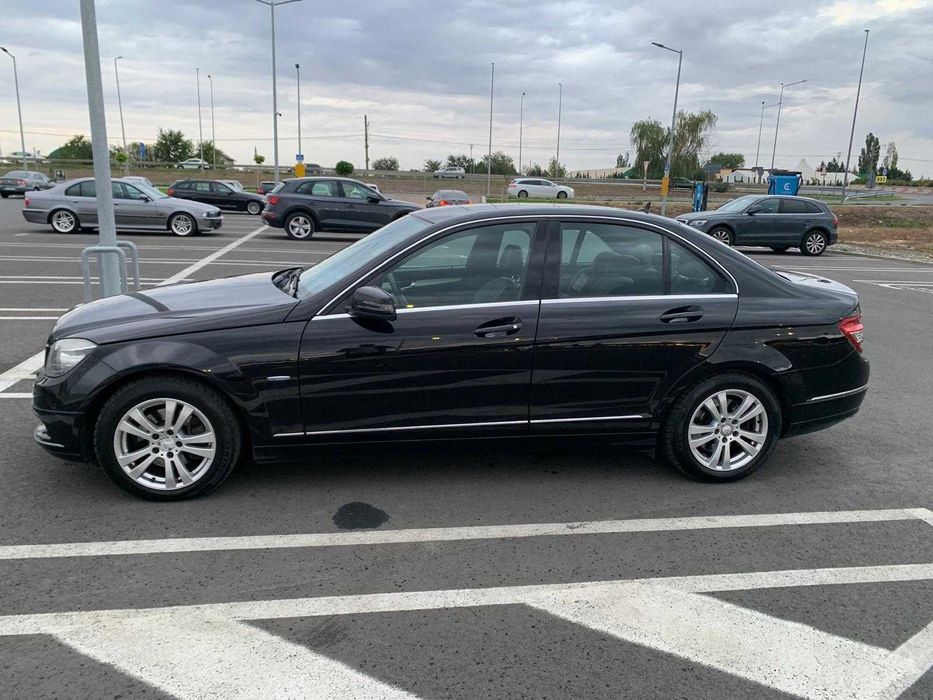 Mercedes Benz C 220 automat Avantgarde / Euro 5 / 170 cp/ multe dotari