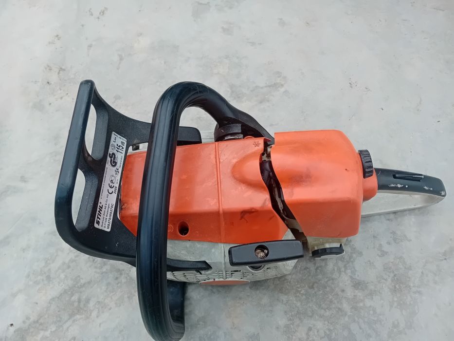 Vând Stihl MS 270