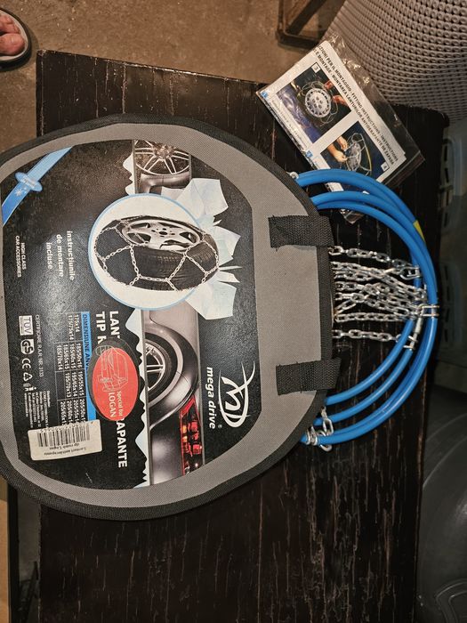 Lanțuri antiderapante/Covorașe masina