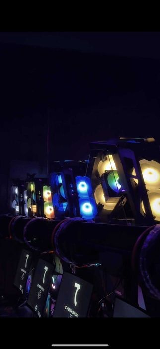 Premiuim kompyuterxonalar uchun moljallangan kompyuterlar