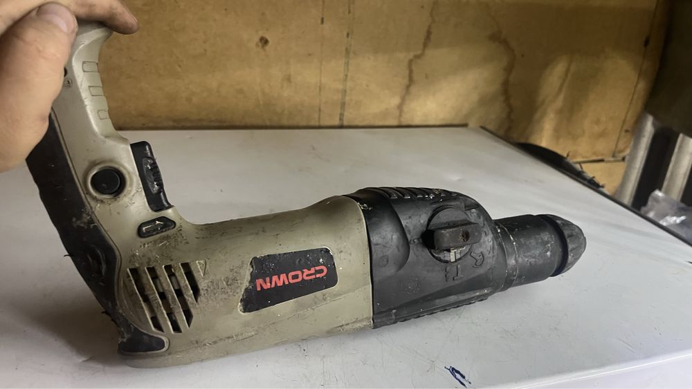 перфоратор Crown