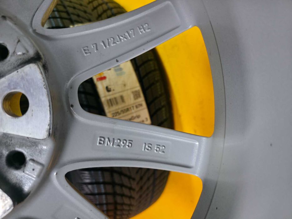 Roti Jante Anvelope IARNA 225/55/17 OE MINI Countryman NOI DOT 2024