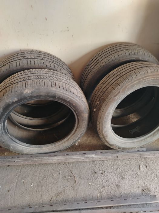 Шины 235/55R19 б/у