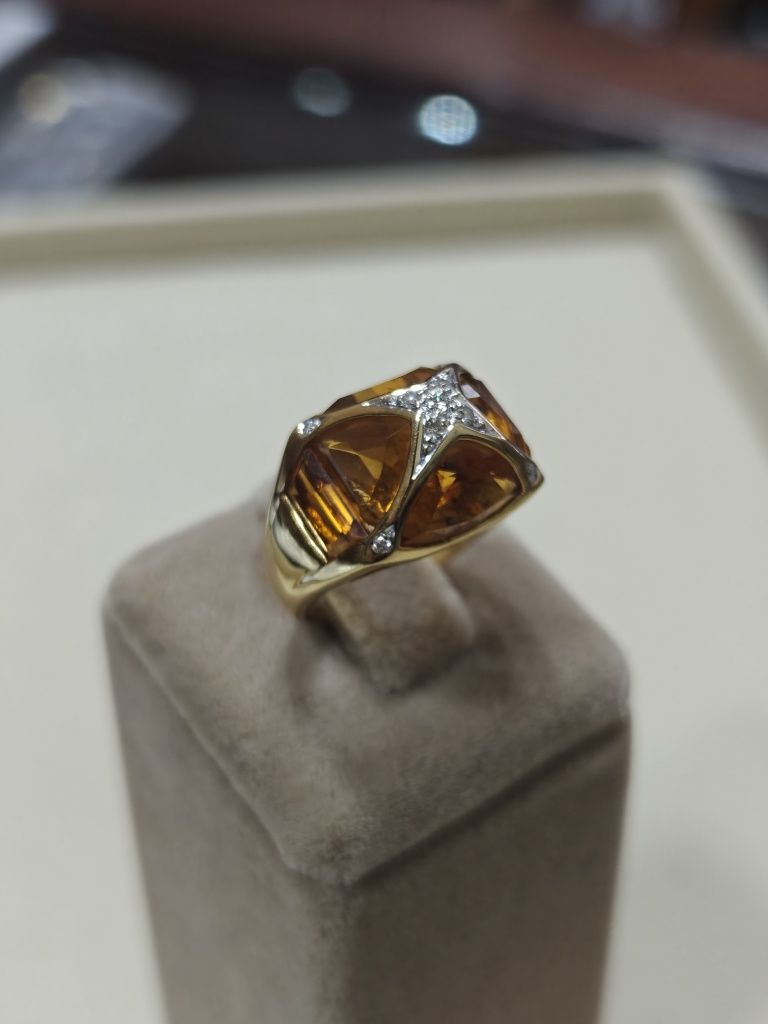 Inel aur 18k 8.78gr cu citrin și diamante (r)
