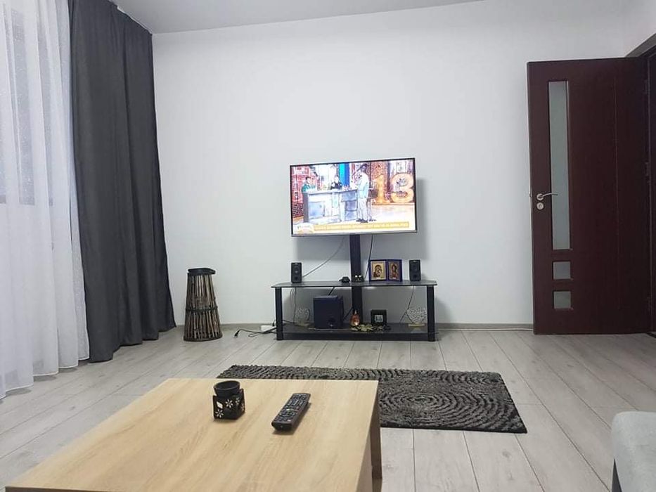 Inchiriez apartament, Bacau