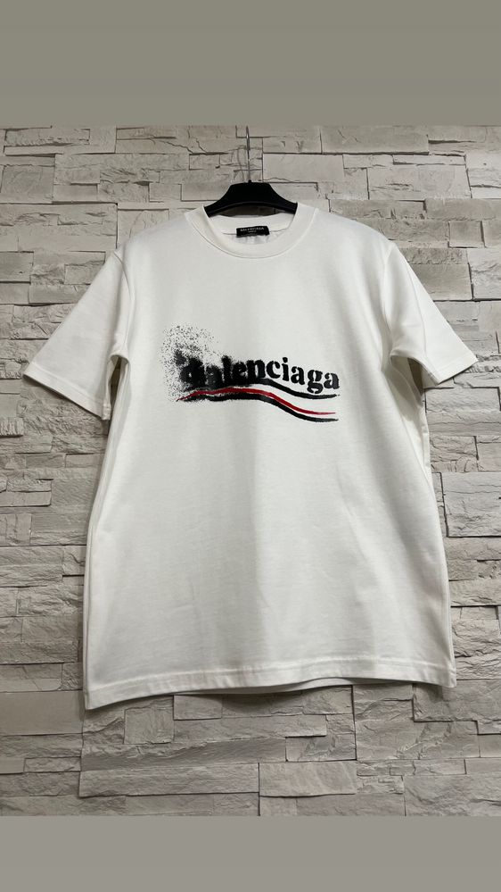 Tricou Balenciaga