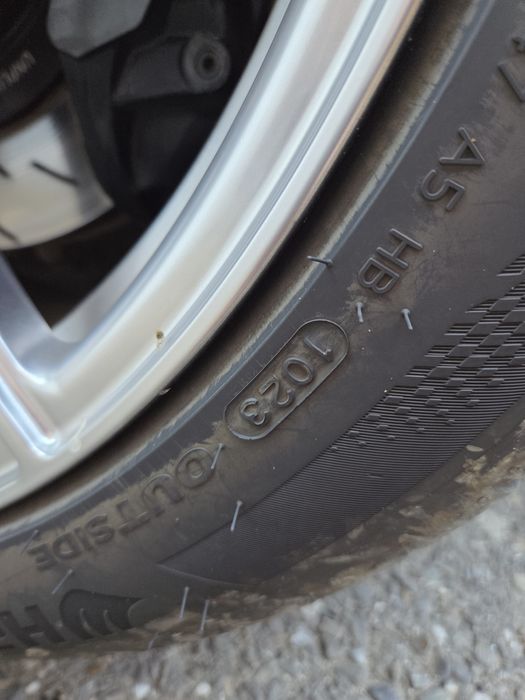 Set anvelope vara Hankook ION 285/40/R20, ca noi