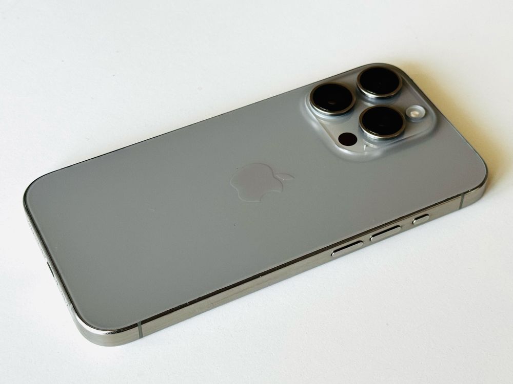 Iphone 15 Pro 128GB Natural Titanium 100% Батерия! Гаранция 6 месеца
