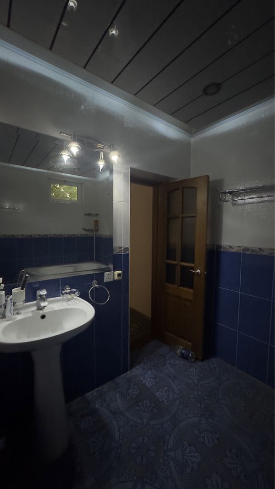 Продается дом коттедж 6 соток