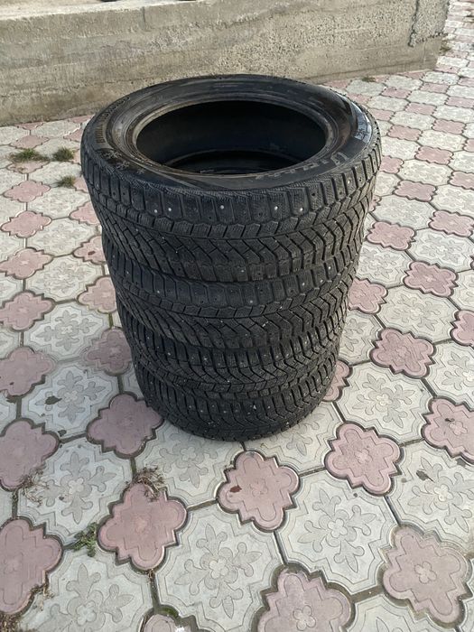зимние шины в отличном состоянии