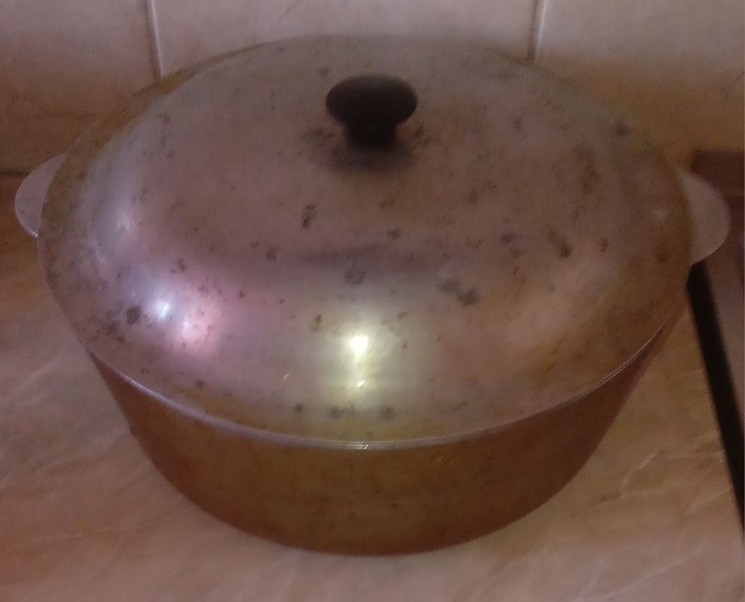 Продам    казан.