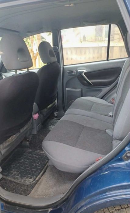 Vând toyota rav4 an 2002 ,motor 2.0 diesel