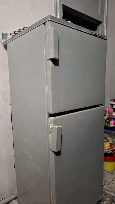 Продаётся советский холодильник Бирюса