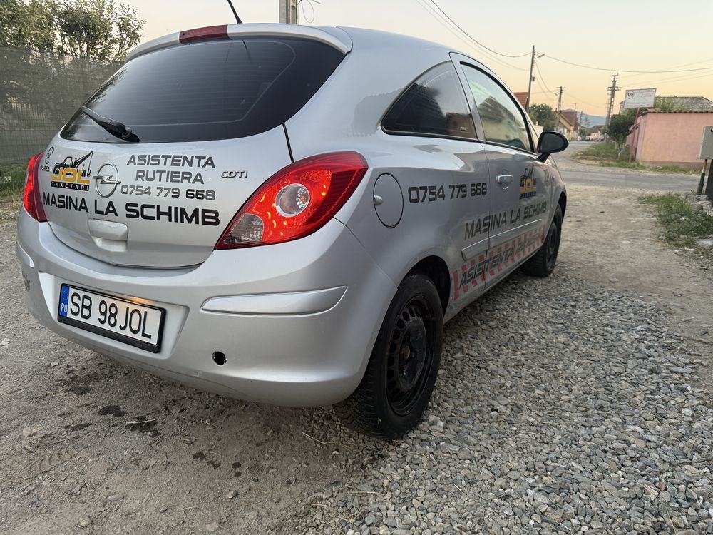 Opel corsa 1.3 diesel clima functinala an 2008