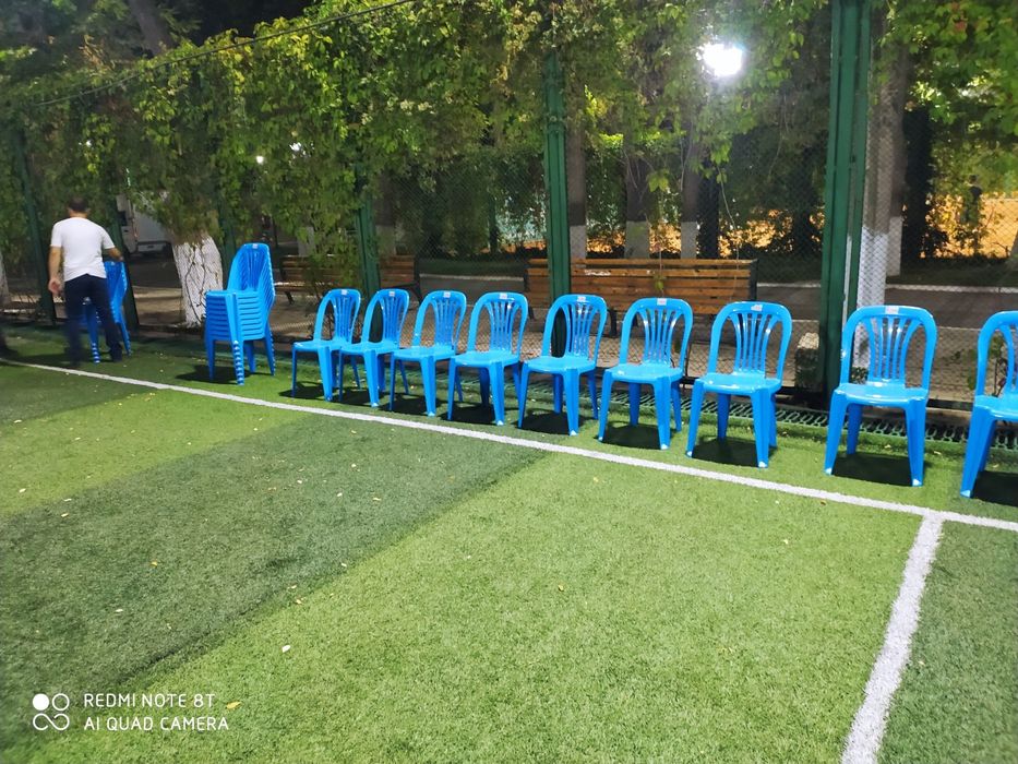 Пластмасс Стул Сотилади