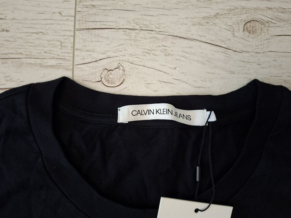 Calvin Klein-Ориг. Тениска Нова!!!