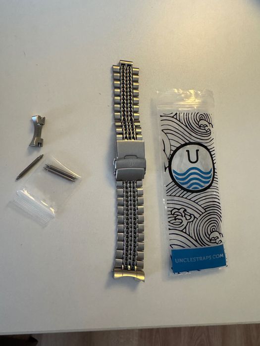 Чисто нова верижка uncle straps razor за Seiko