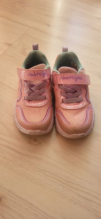 Светещи маратонки