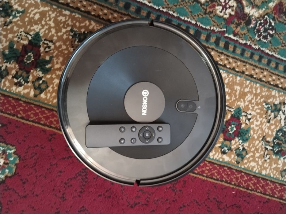 Продам робот пылесос