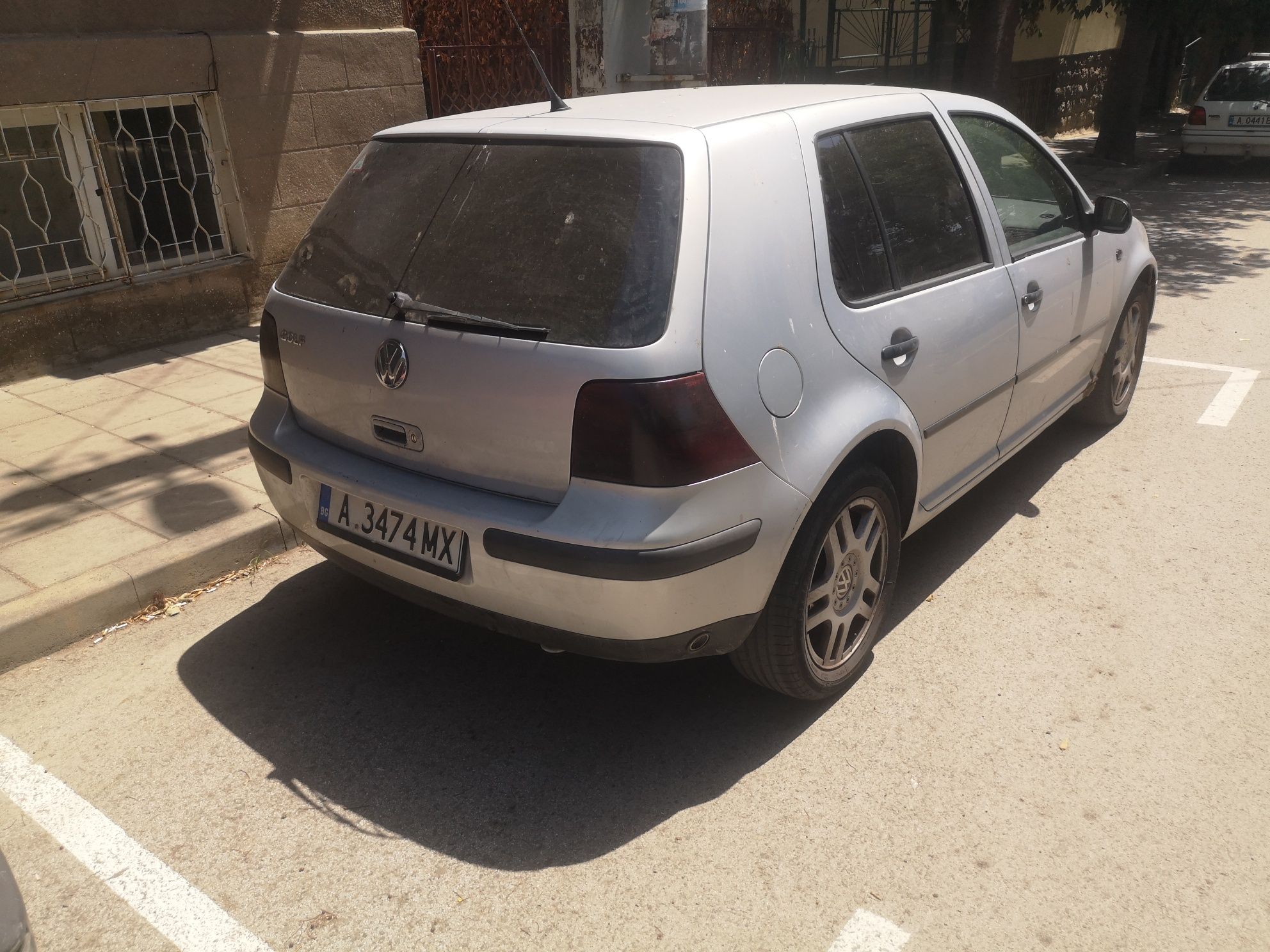 VW Golf. 1.6 бензин газ