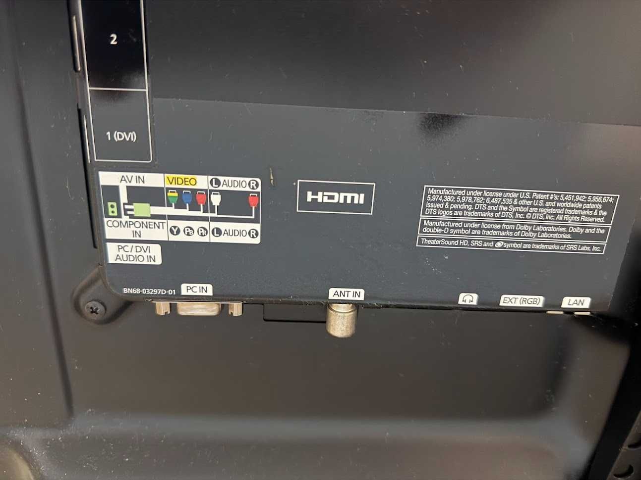 Продавам телевизор Samsung UE32D5000PW