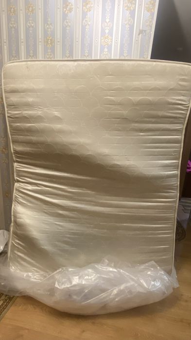 Отдам даром матрас 160*200