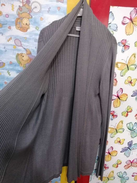 Cardigane mas 38 - 2 buc la 40 de lei