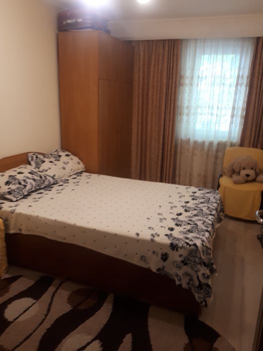 Închiriez apartament