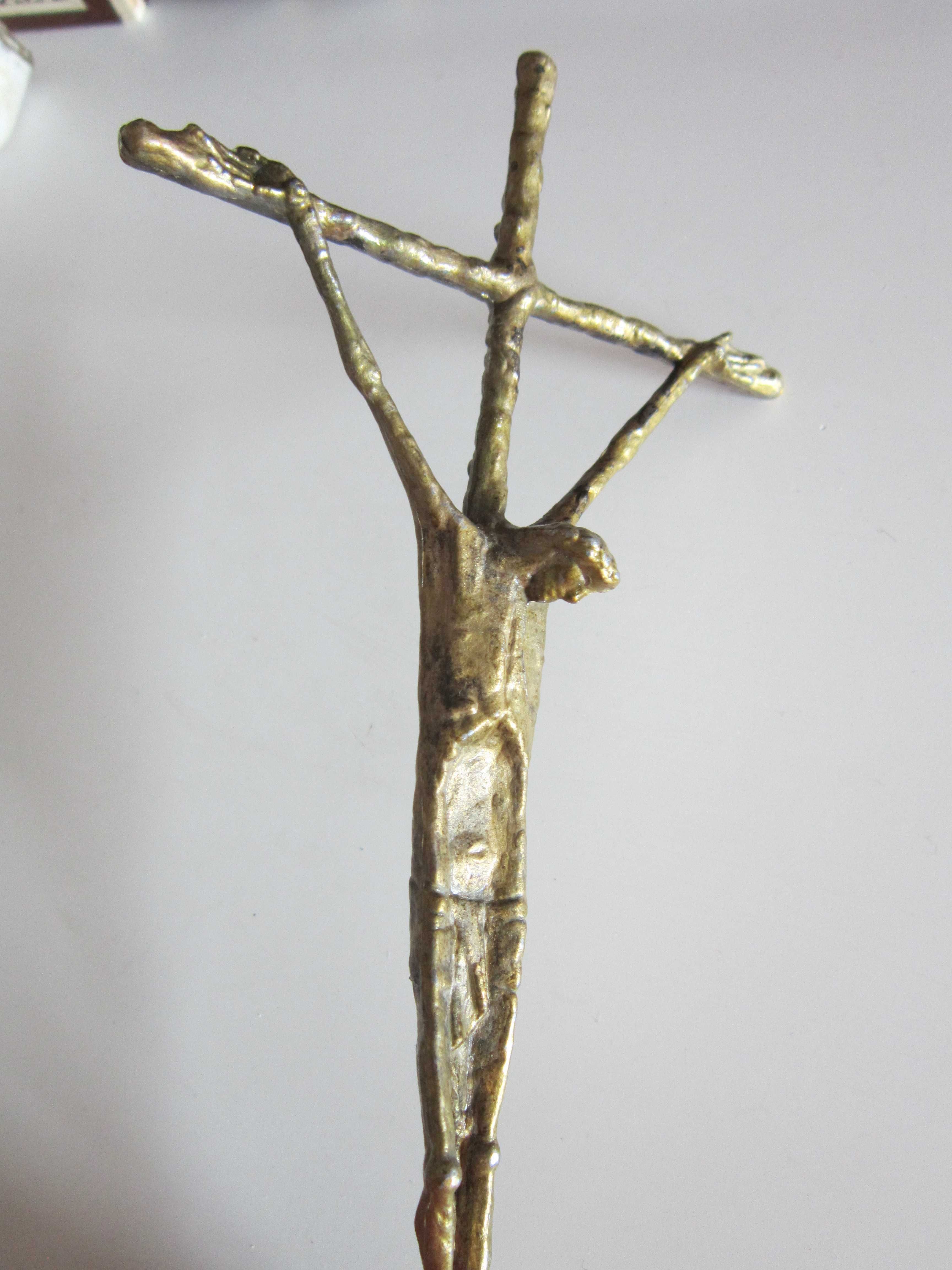 decoratiune Crucifix Cruce 1983 sculptor prof. Erwin Huber cadou rar