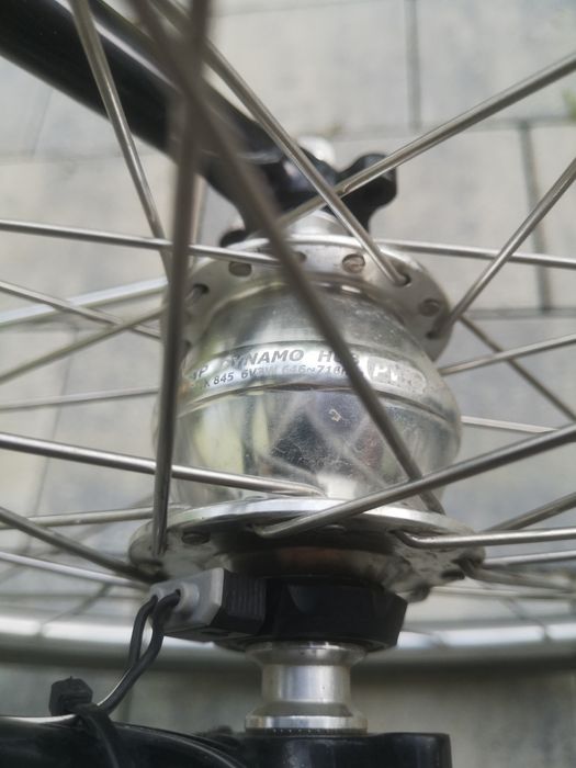 Surly Long Haul Trucker, Shimano Aline 11, Brooks, Lightweight, Deda