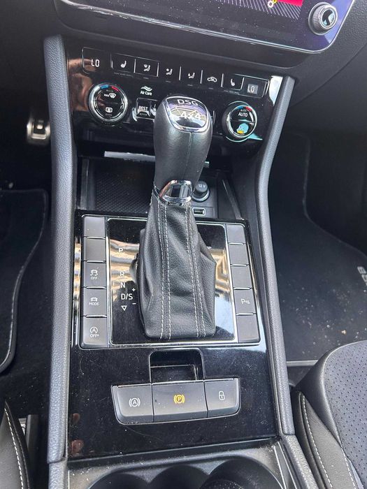 Skoda Superb Combi 2.0 TDI Sportline