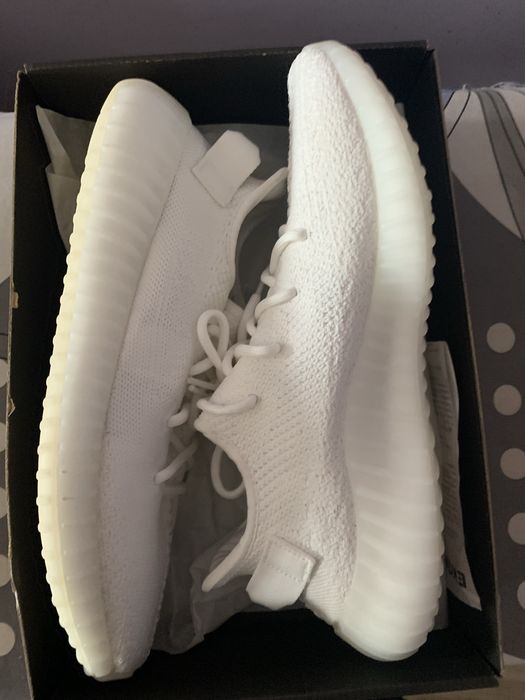 Yeezy Boost 350 v2 white