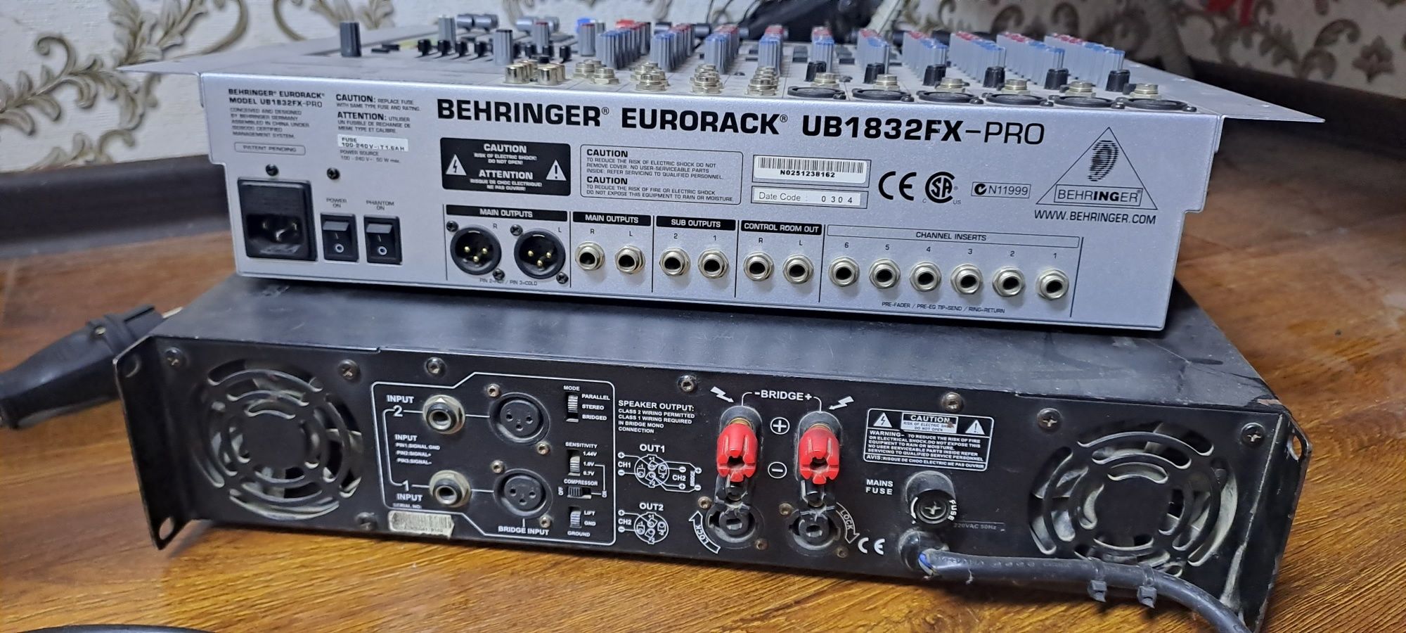 Behringer 1832-pro.mecci 2500.