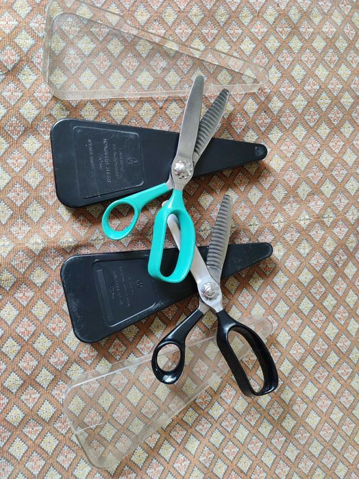 Продавам Професионални Ножици Зиг-заг – 2 броя, нови