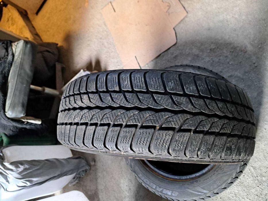 4 бр. Зимни гуми 195 x 55 x 16. Дълбок грайфер, произведени в Германия