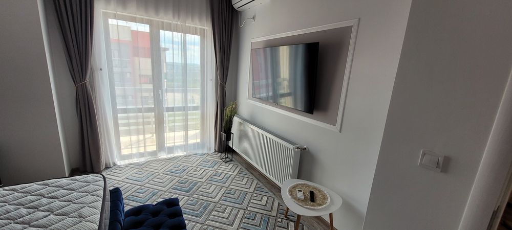 Apartament de închiriat River ' s Towers , direct proprietar .