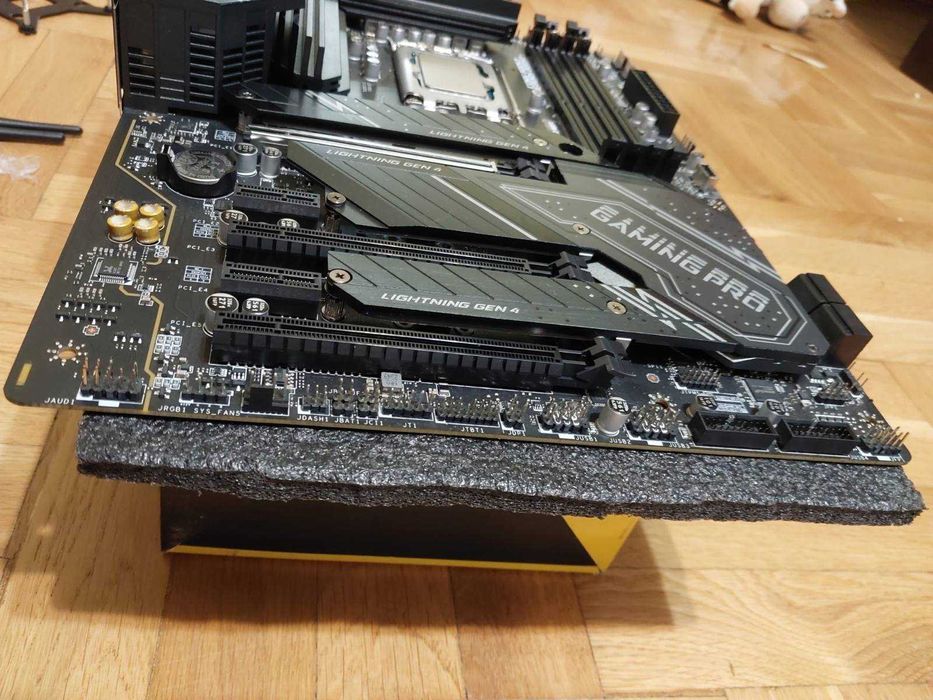 Intel Core i7 14700 + MSI Z790 Gaming Pro Wi-Fi DDR5