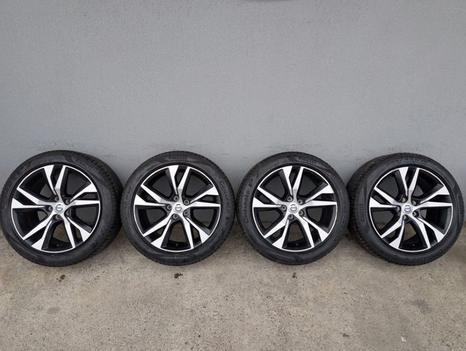 Janta 5 spite 18" Volvo S60 V60 S90 V90 XC60 XC40 anvelope 235/45R18 Pirelli 31471482