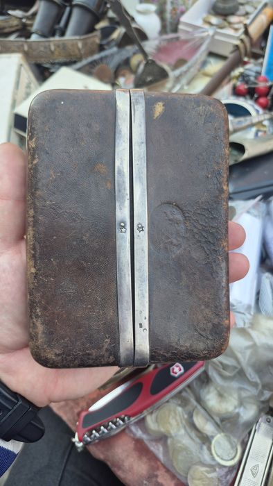 Продам портсигар для сигар 19 век. Ободок 84 пробы.