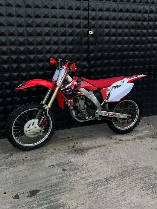 Vand honda crf 250 2009 2 evacuari(nu kawasaki ktm suzuki yamaha )