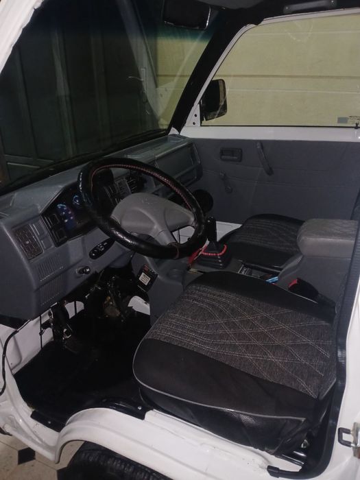 Лобо сотилади  навротлари бор