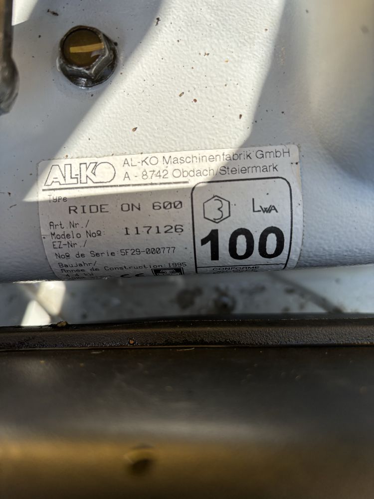 Тракторна косачка alko ride on 600