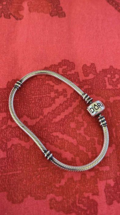 Сребърна гривна Pandora 17см от серията Pandora moments
