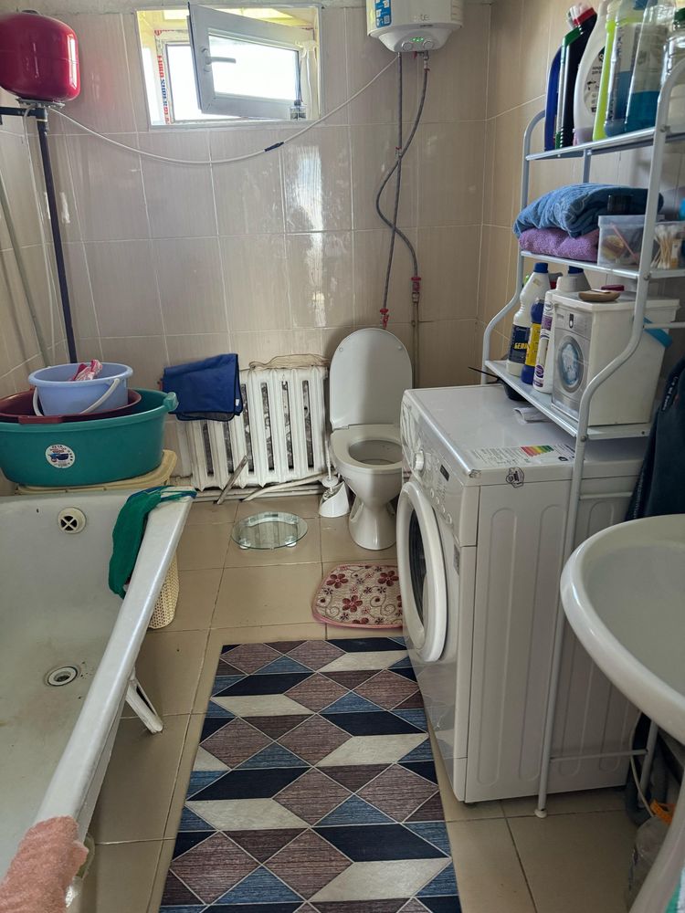 Дом в Кайназар, срочно продаем! 5 комнат, на газе