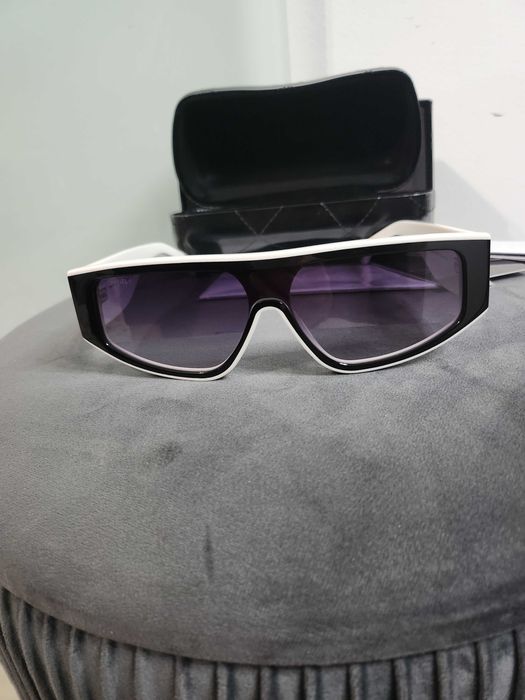 Ochelari de soare Chanel
