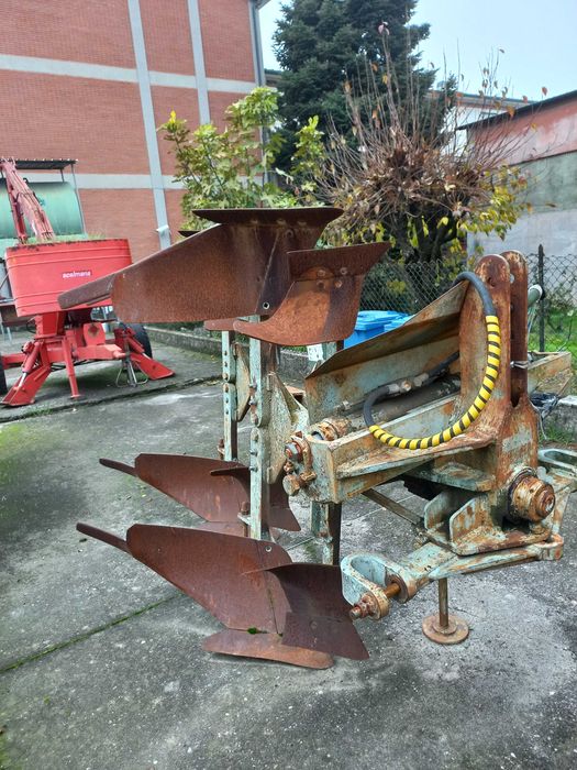 tractor same minitauro 70 cv  remorca basculabila  plug riversibil