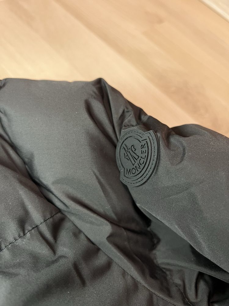 Moncler Зимно Яке