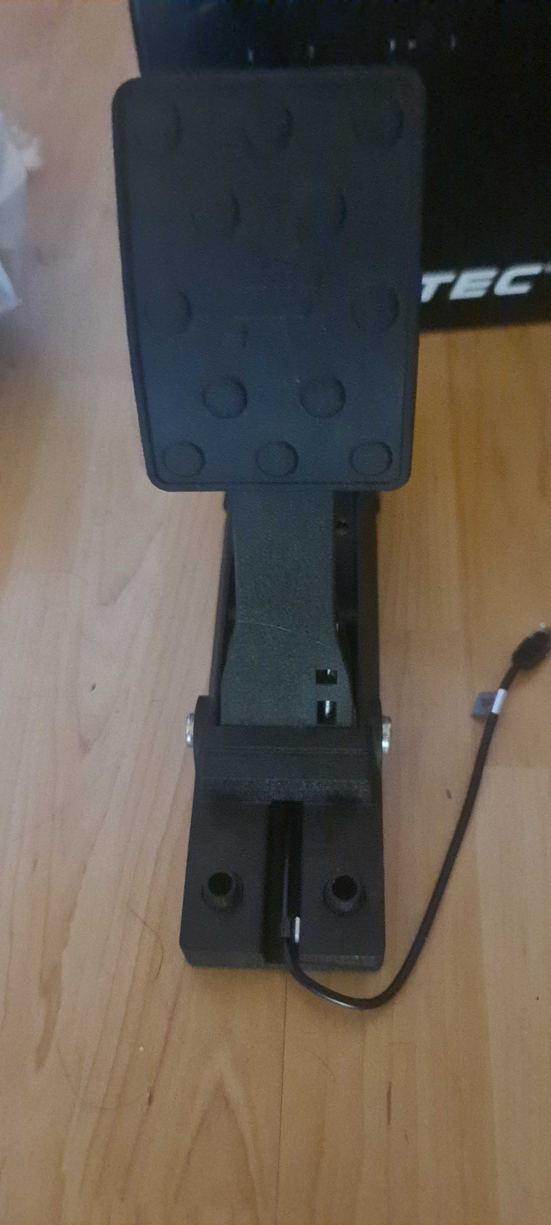 Волан Fanatec csl elite f1 edition + loadcell kit + стойка